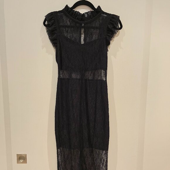 Vici Lace insert Midi Dress. Black, Small - Picture 2 of 6